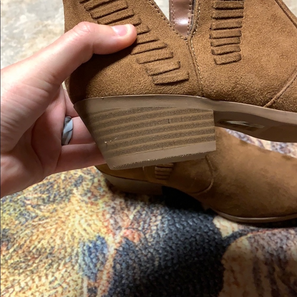 Booties - Picture 3 of 4